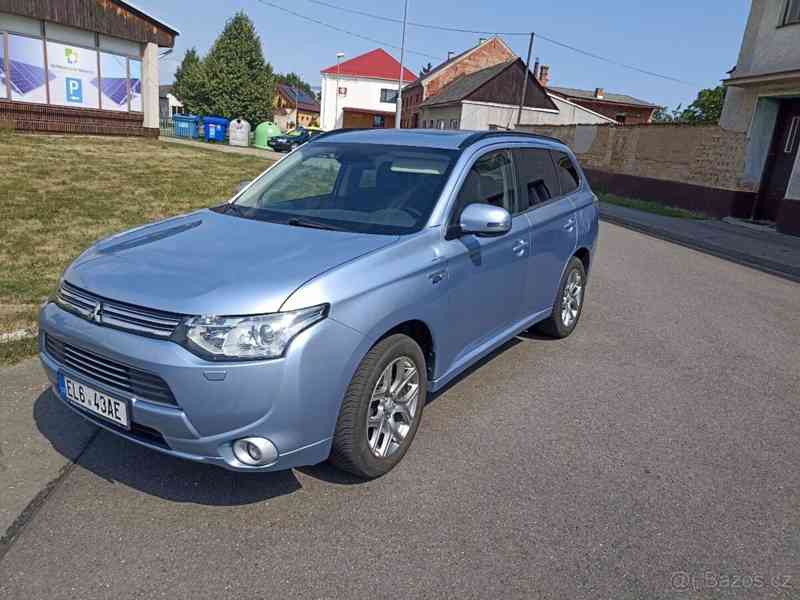 Mitsubishi Outlander 2,0   NOVÁ CENA - foto 1