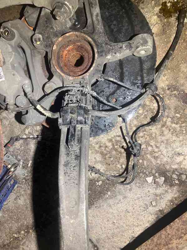 MERCEDES W164 GL/ML PREDNI TEHLICE KOMPLET - foto 1