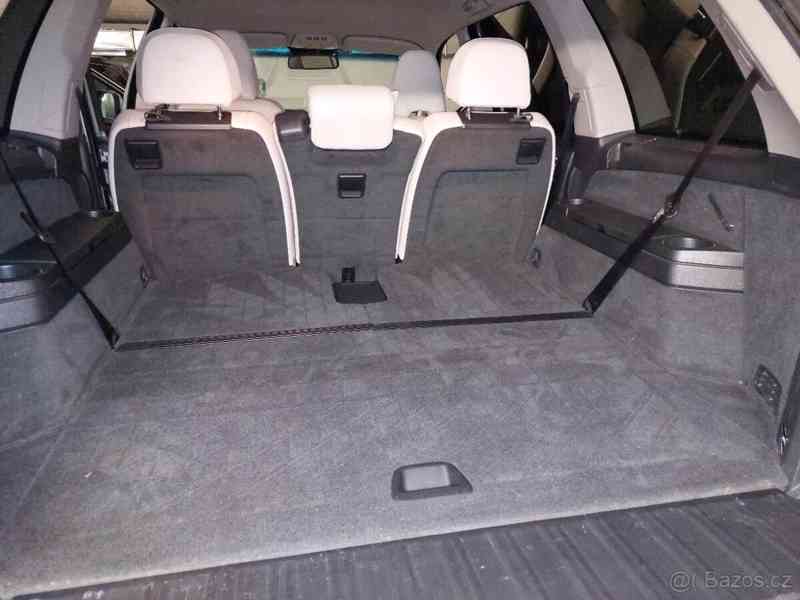 Volvo XC90 2,4   D5 AWD - foto 12