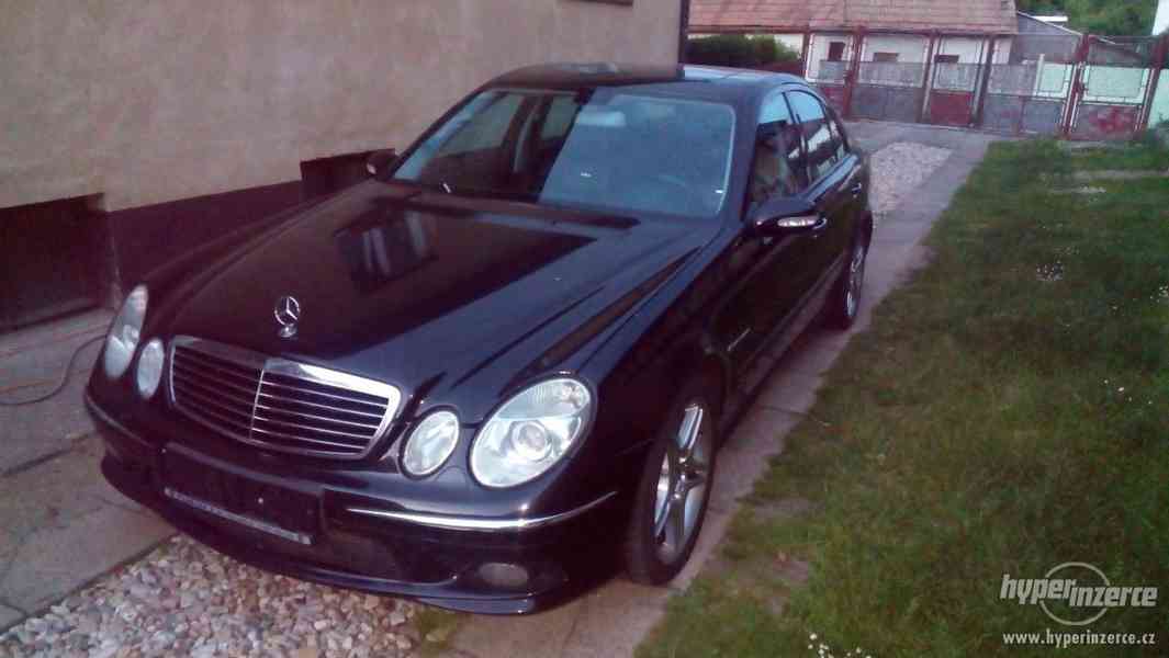 Mercedes Benz E55 AMG - foto 1