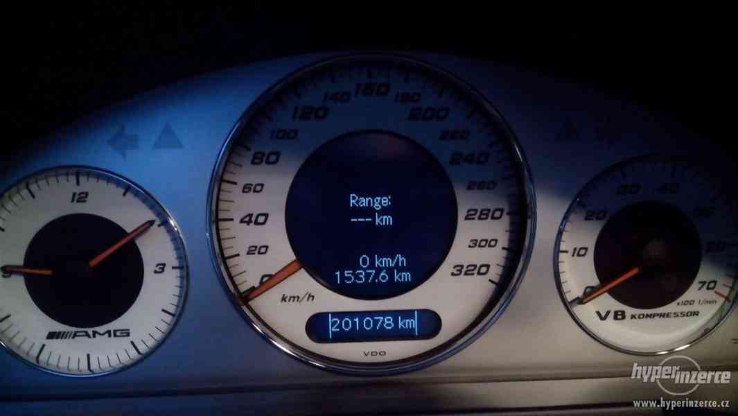 Mercedes Benz E55 AMG - foto 5