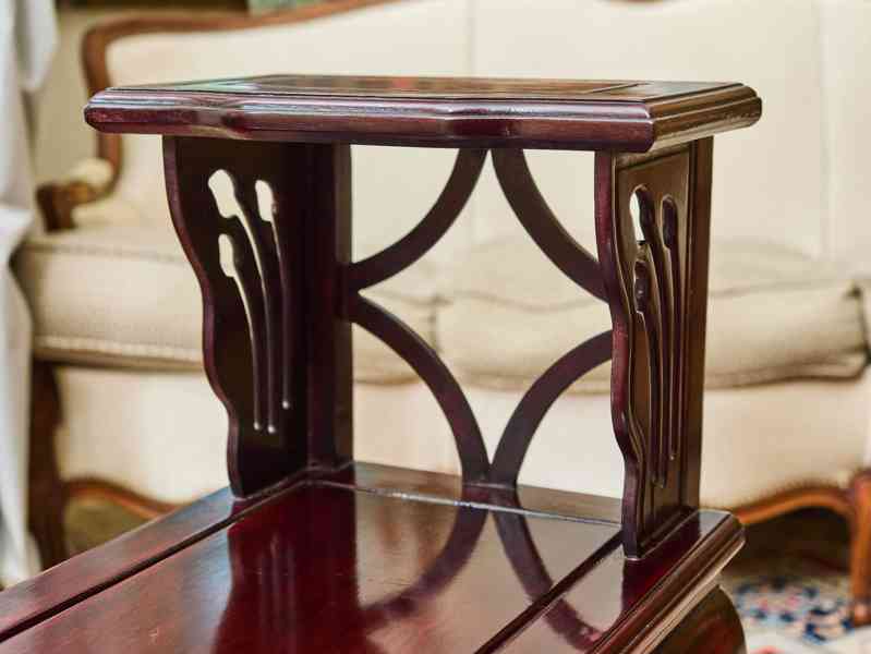 Čínské vyřezávané stolky – pár - foto 5