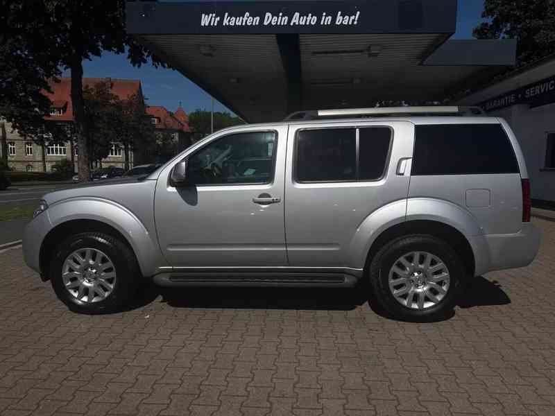 Nissan Pathfinder 2.5 dCi LE Aut. 140kw - foto 7