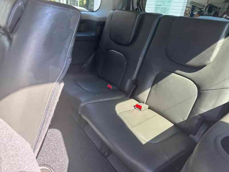 Nissan Pathfinder 2.5 dCi LE Aut. 140kw - foto 13