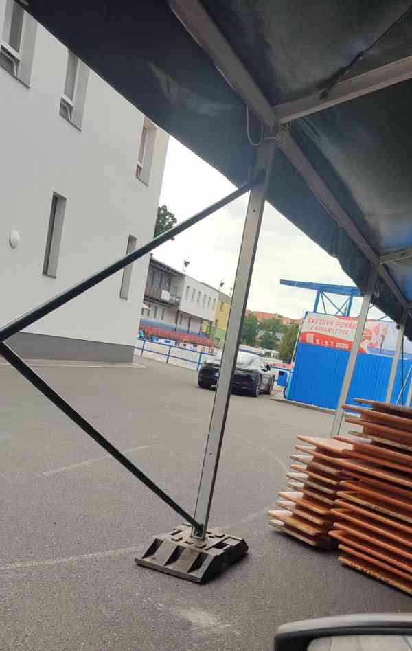 Prodám velkokapacitní stan 8x16m  - foto 6