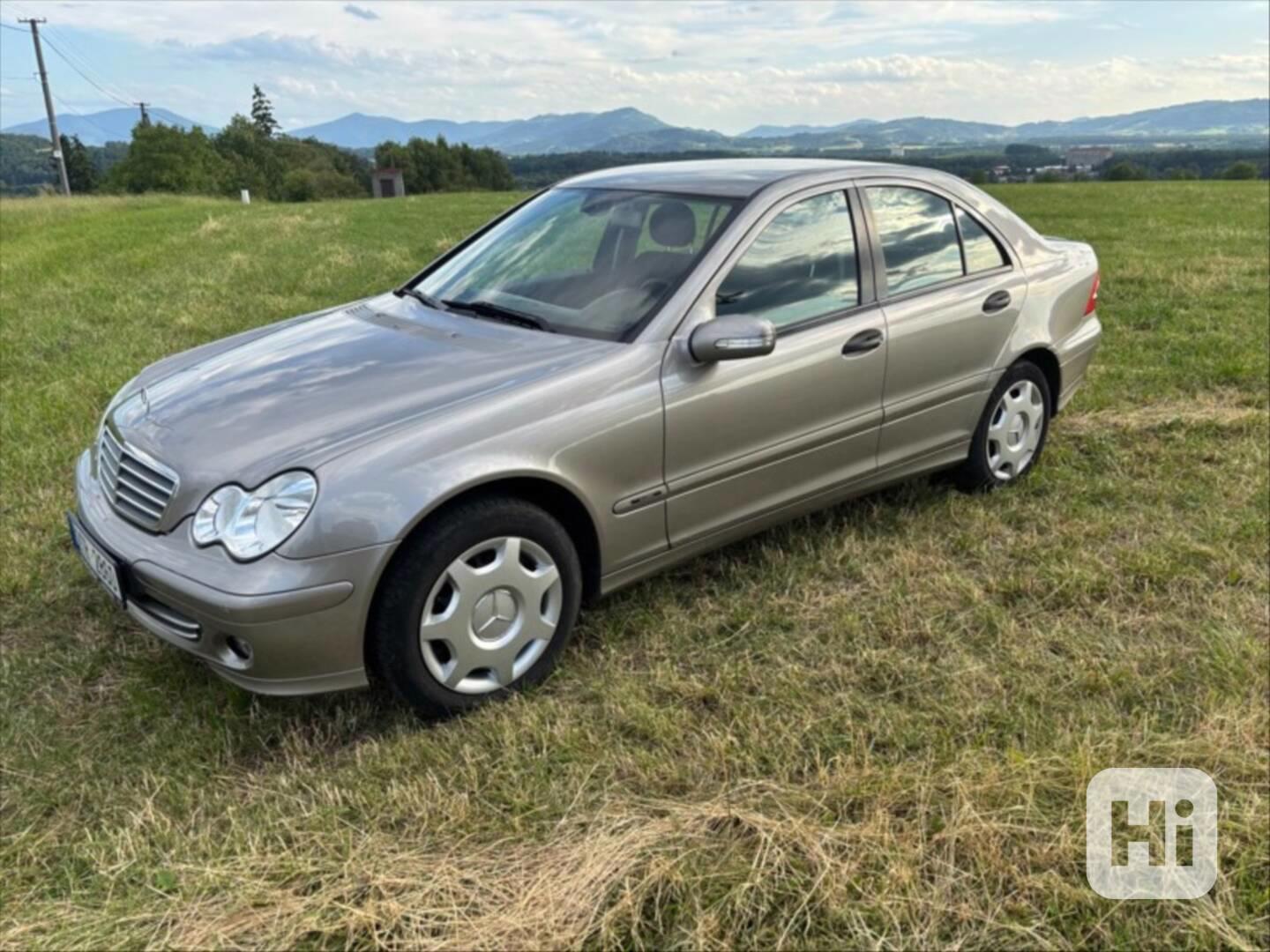 Mercedes-Benz Třídy C 1,8   180 - foto 1