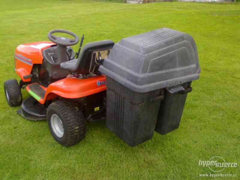zahradní traktor Husgvarna LT 130 - foto 8