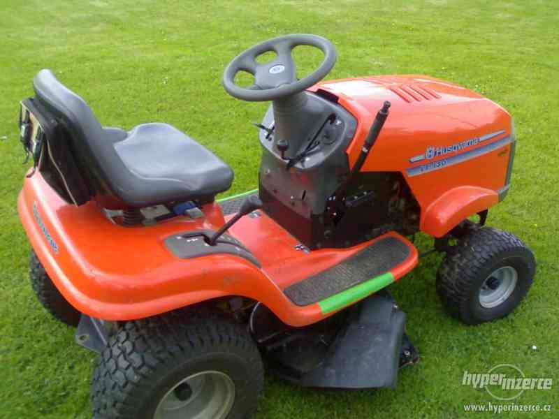 zahradní traktor Husgvarna LT 130 - foto 9