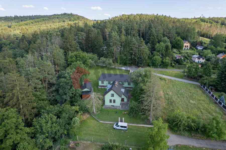 Prodej zrekonstruovaného rodinného domu na Slapech - foto 10