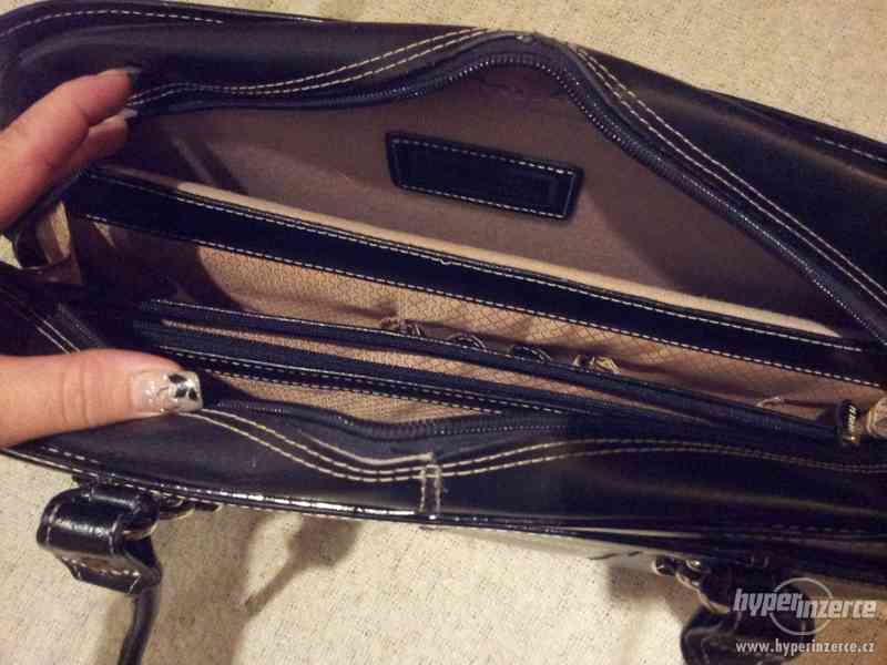 Černá kožená kabelka na notebook - MCKLEIN HILLSIDE - foto 4