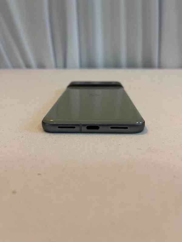 Google Pixel 8 128GB / 8GB RAM – Hazel, pěkný stav, v Rep... - foto 6