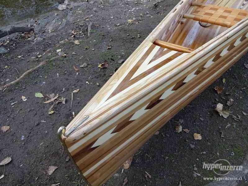 Prodá se dřevěná kanoe - foto 2