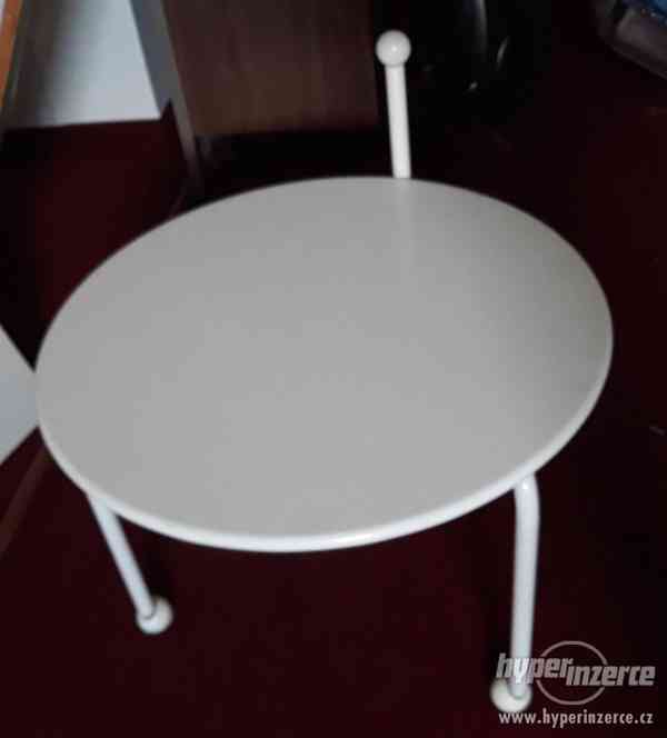 Rozkládací stolek kulatý - foto 1