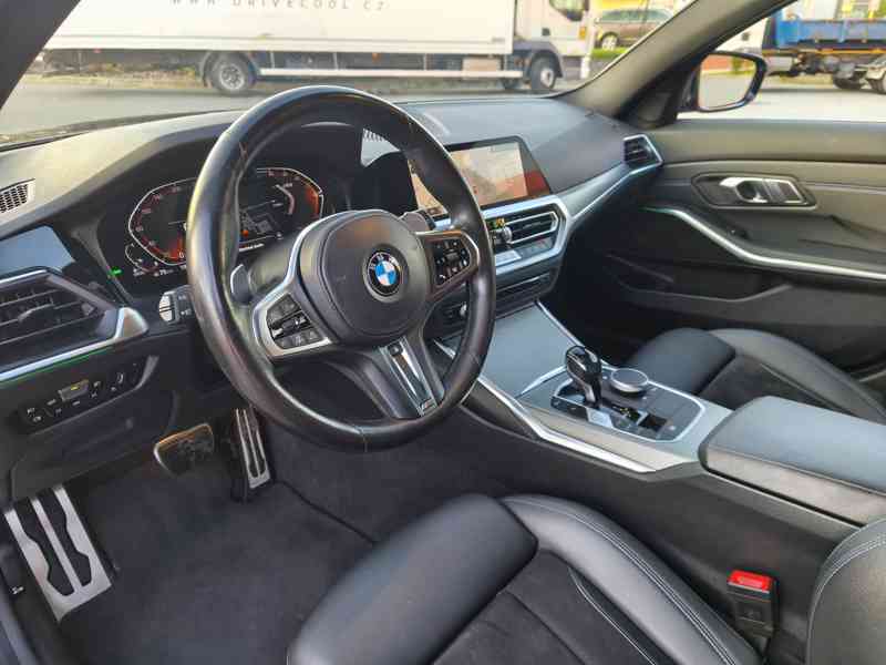 BMW 320d xDrive Touring G21 M Sport,MHEV,140 kW,ČR,DPH - foto 10