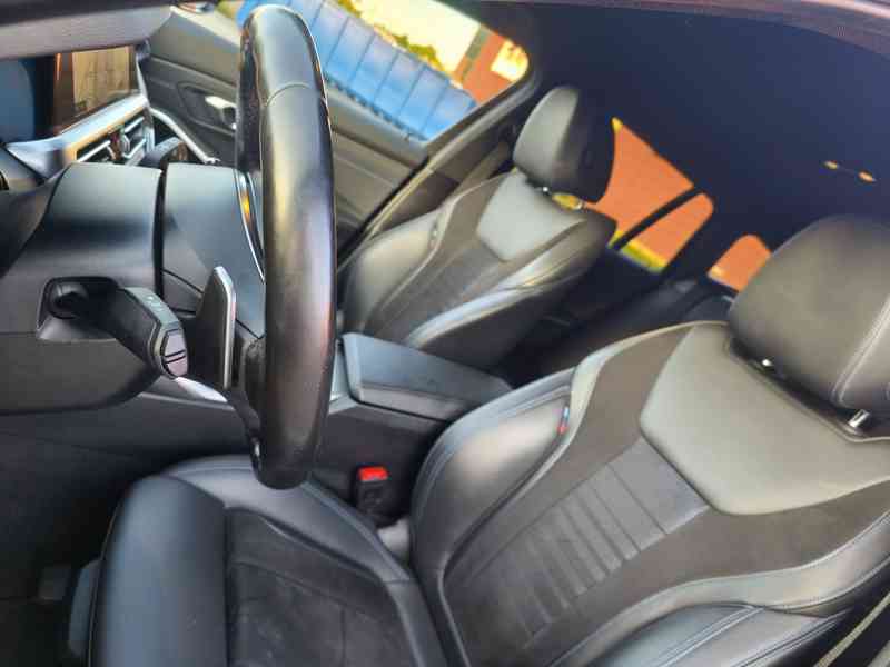 BMW 320d xDrive Touring G21 M Sport,MHEV,140 kW,ČR,DPH - foto 11