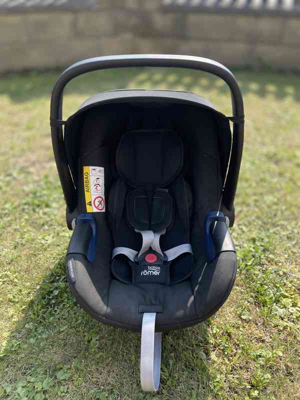 Autosedačka Britax Römer Baby-Safe i-Size - Cosmos Black - foto 3