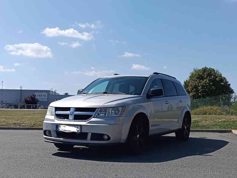 Dodge Journey americké SUV - foto 1
