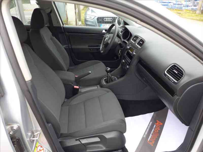 Volkswagen Golf 1,6 TDI DIGI KLIMA, 1.MAJITEL - foto 10