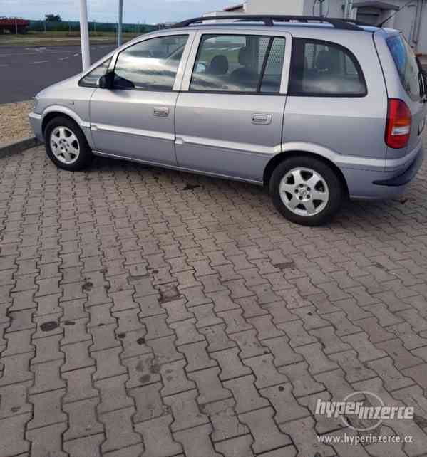 Opel Zafira 1.8 16V - foto 4