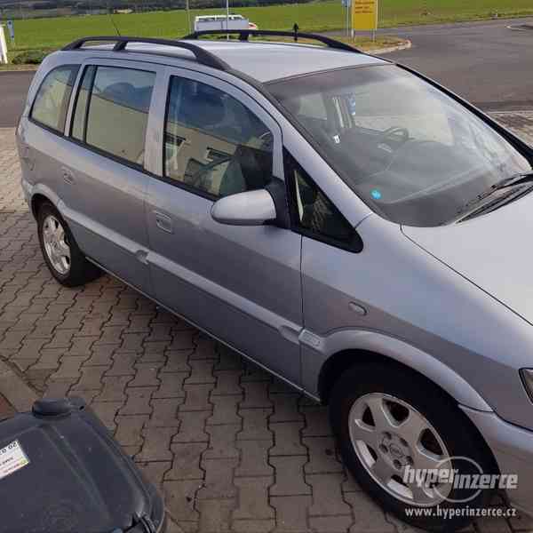 Opel Zafira 1.8 16V - foto 6