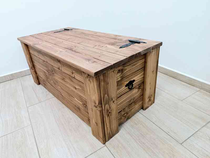 Dřevěná truhla  - foto 8