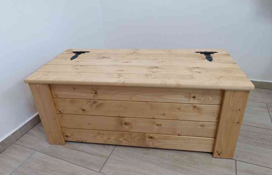 Dřevěná truhla  - foto 2