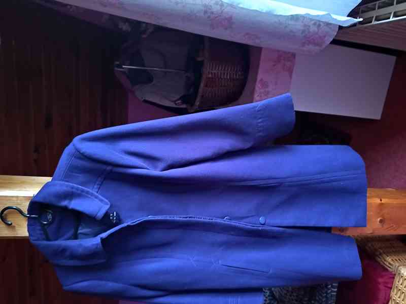 Kabát dámský tmavě fialový  - foto 2