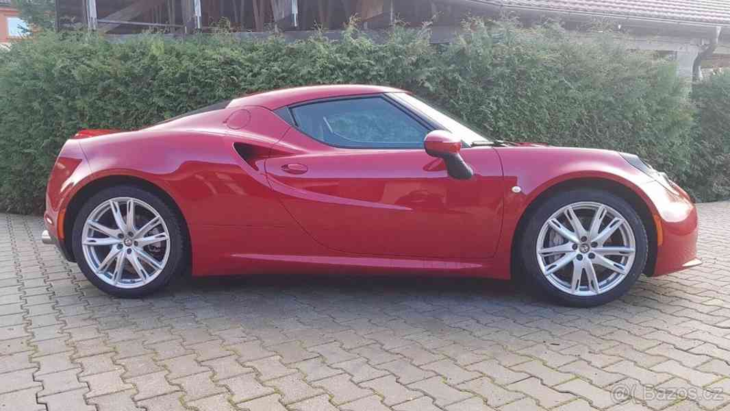 Alfa Romeo 4C - foto 4