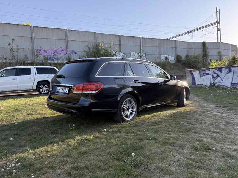 Mercedes-Benz W212 E350CDI 4MATIC BlueTEC Combi - foto 4