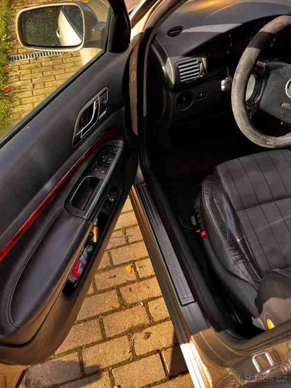 Škoda Superb 2,8   V6 - foto 6