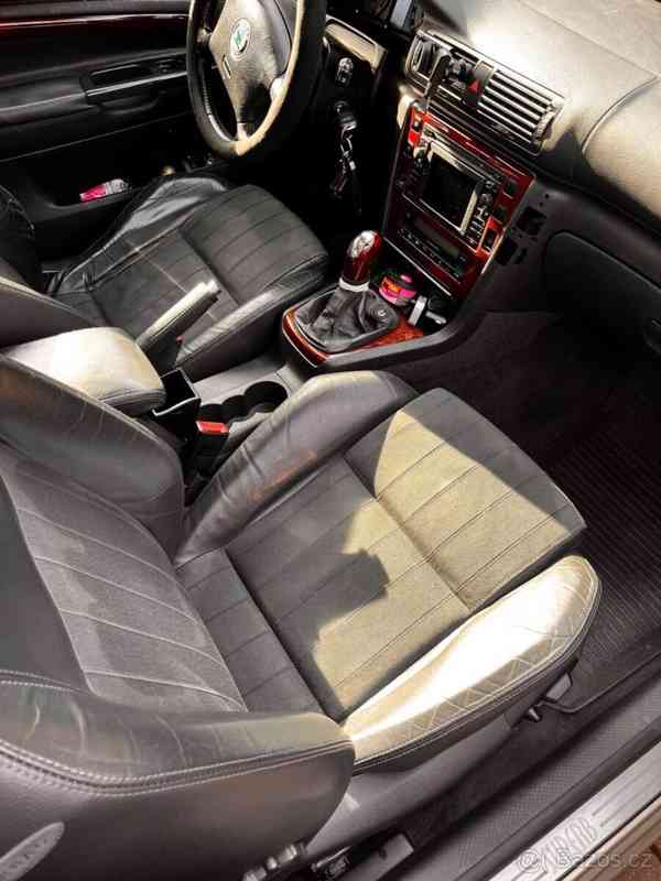 Škoda Superb 2,8   V6 - foto 11