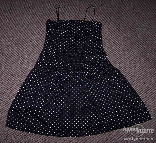 Puntíkaté šaty - foto 2