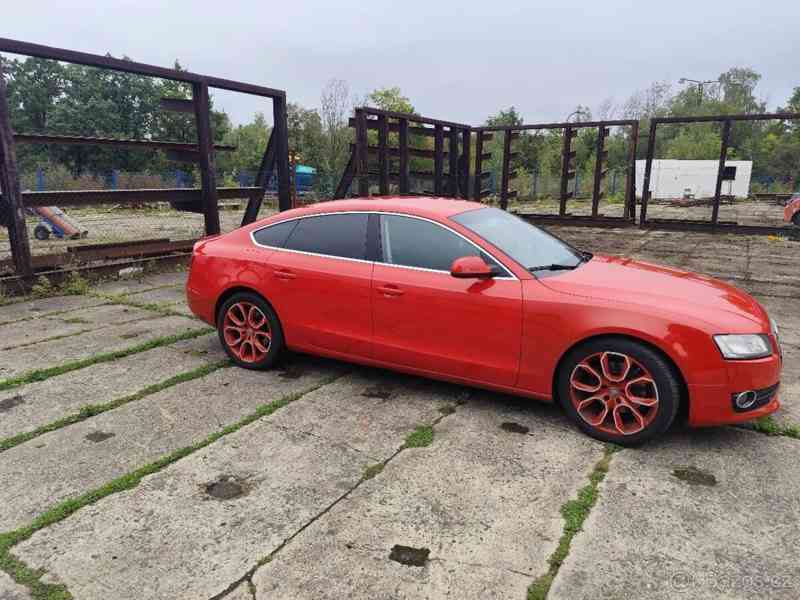 Audi A5 1,8   TFSi 2010 - foto 13