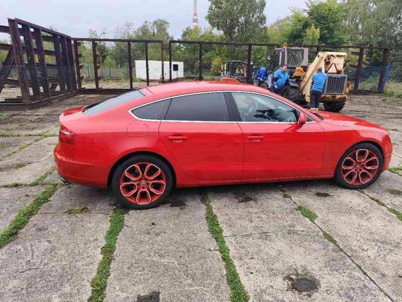 Audi A5 1,8   TFSi 2010 - foto 10