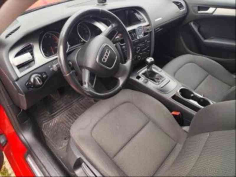 Audi A5 1,8   TFSi 2010 - foto 7