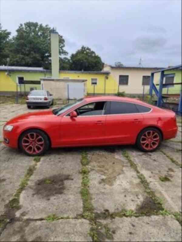 Audi A5 1,8   TFSi 2010 - foto 2