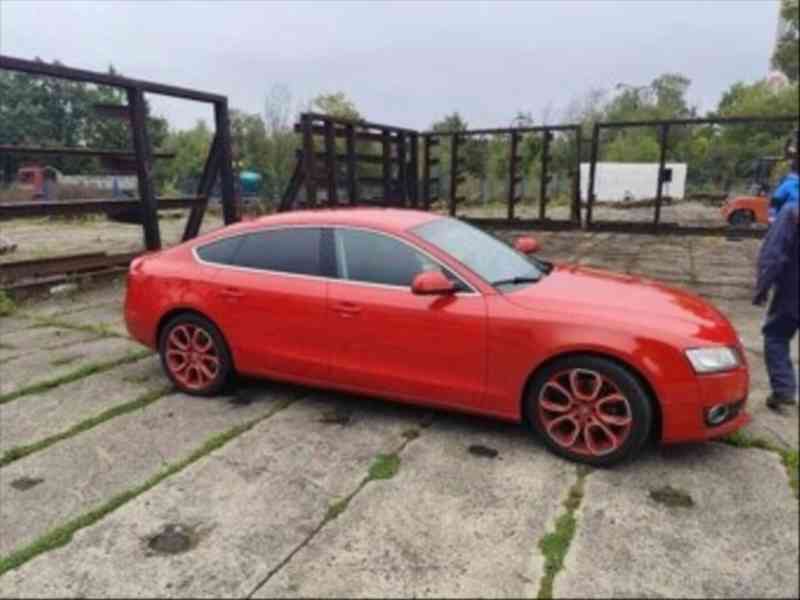 Audi A5 1,8   TFSi 2010 - foto 3