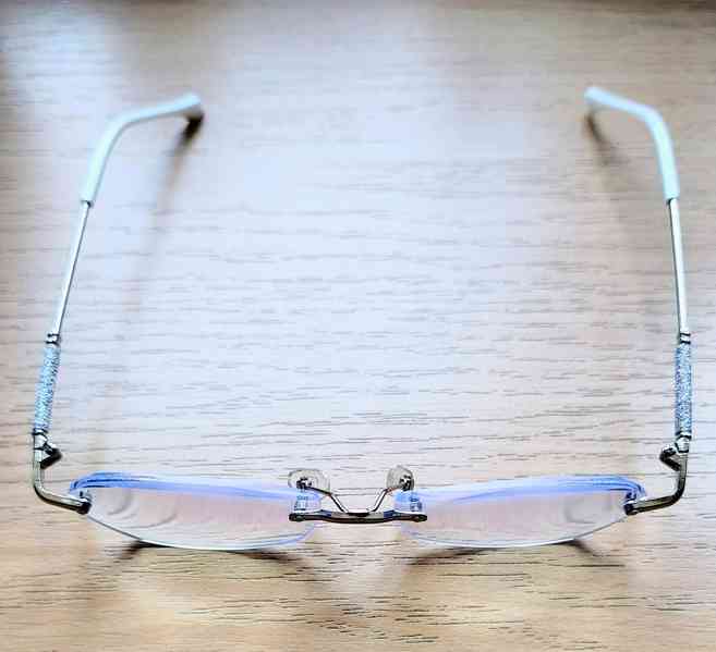 NOVÉ !! Elegantní bezobroučkové dioptrické (2.5) brýle - foto 12