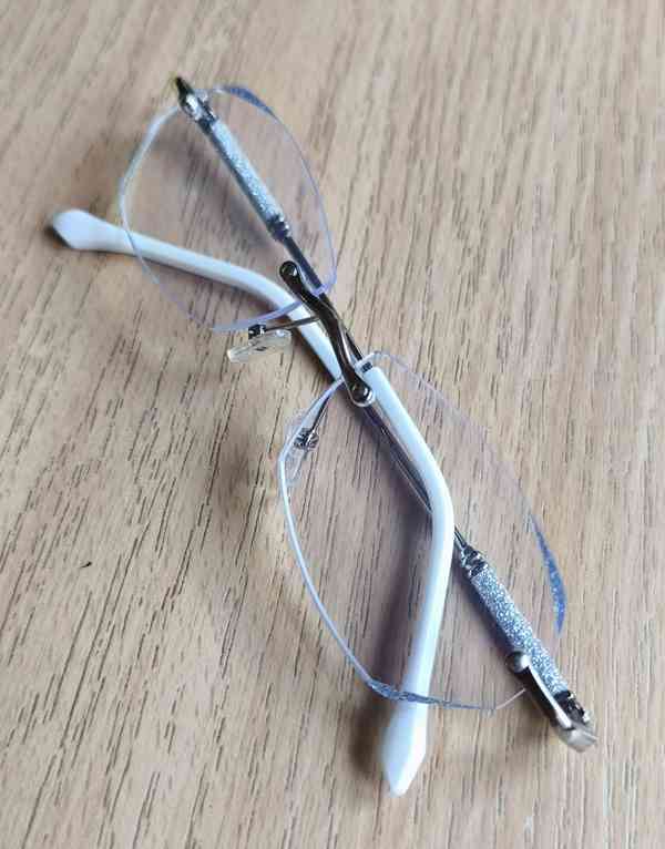 NOVÉ !! Elegantní bezobroučkové dioptrické (2.5) brýle - foto 6