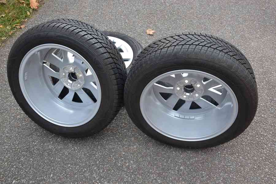 Zimní NOVÝ komplet Škoda Octavia IV+205/55R17 GoodYear - foto 20