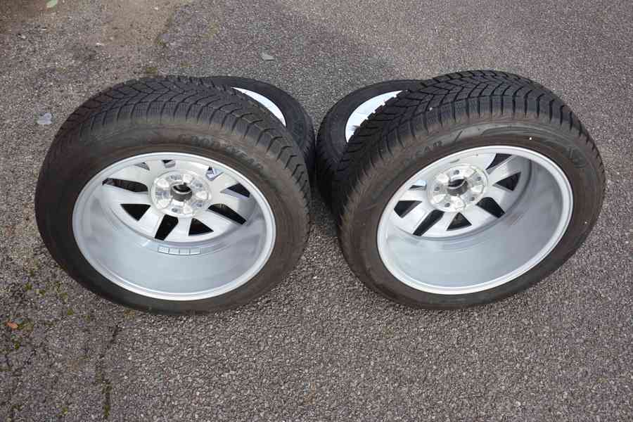 Zimní NOVÝ komplet Škoda Octavia IV+205/55R17 GoodYear - foto 21