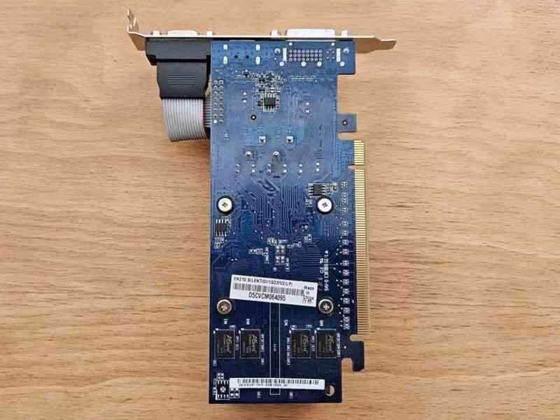 ASUS GeForce 210 Silent Low Profile V2 - pasivně chlazená - foto 3