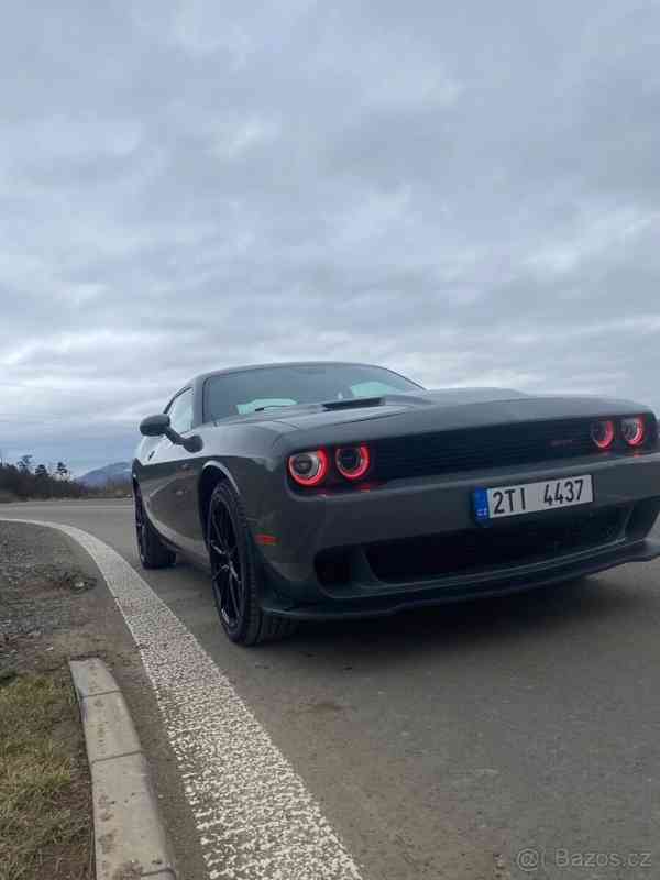 Dodge Challenger 3,6 2018 - foto 10