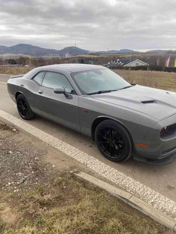 Dodge Challenger 3,6 2018 - foto 4