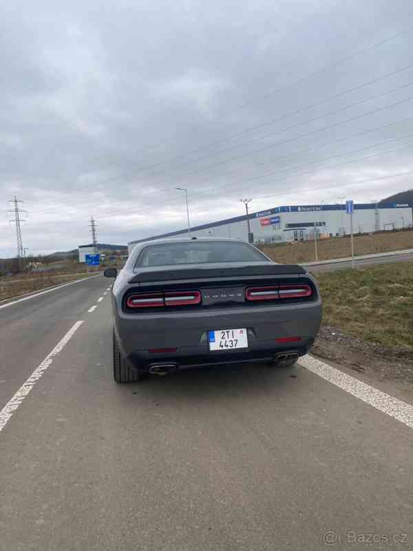 Dodge Challenger 3,6 2018 - foto 3