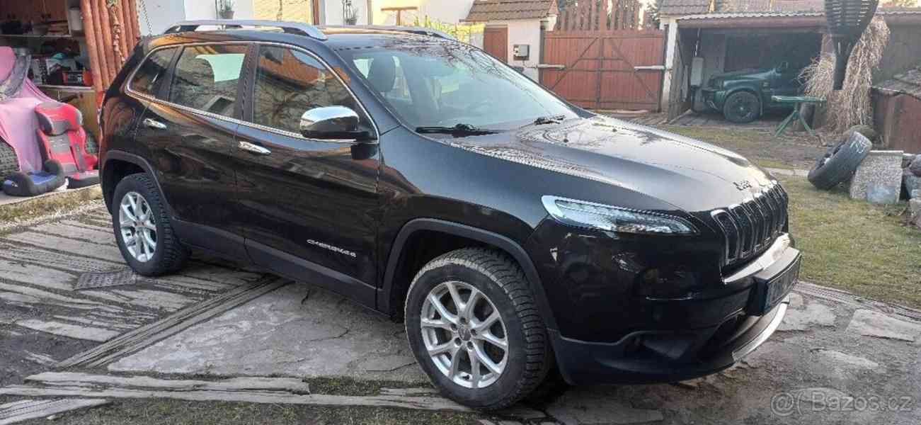 Jeep Cherokee 2,0   mjtd - foto 2