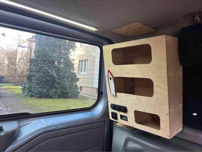 Ford Transit 2,2   Obytná dodávka - foto 7