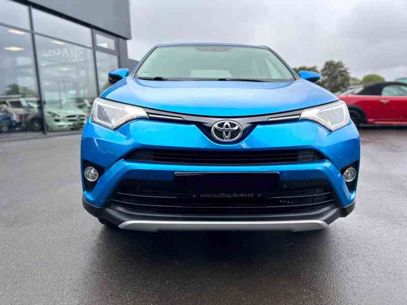 Toyota RAV 4 2,0i  EDITION 4X4 benzín 112kw - foto 6