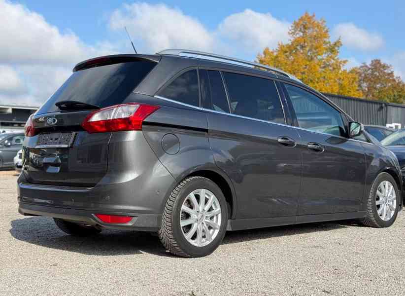 Ford Grand C-Max 2,0TDCi Titanium AUT 110kw - foto 6