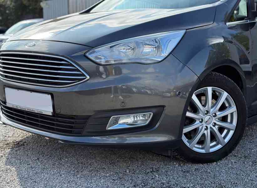 Ford Grand C-Max 2,0TDCi Titanium AUT 110kw - foto 24